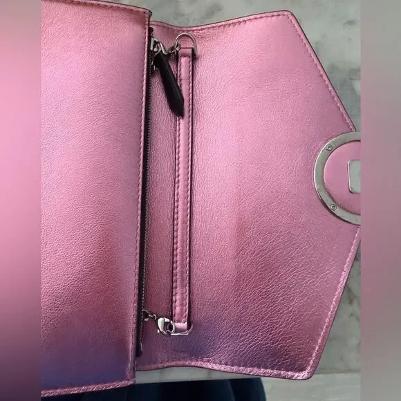 Fendi Vitello Catalon Metallic Pink Leather Bag with Silver Accent - Picture 9 of 17